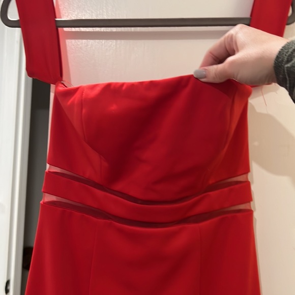 Off the shoulder midi red mesh dress - Picture 2 of 3